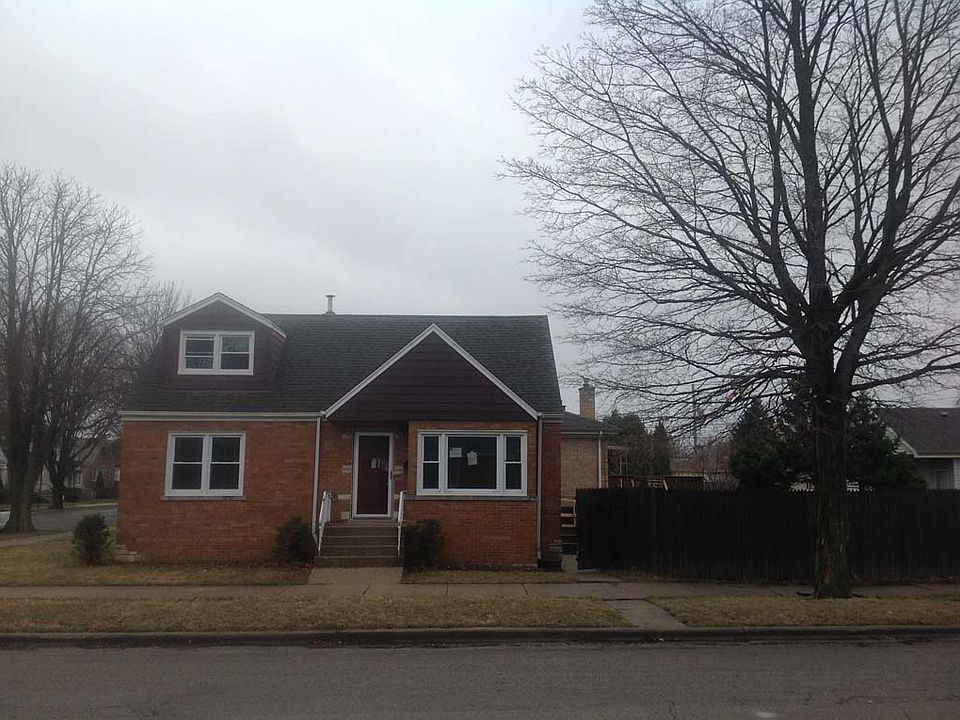 1st image of 3770 N Odell Ave
