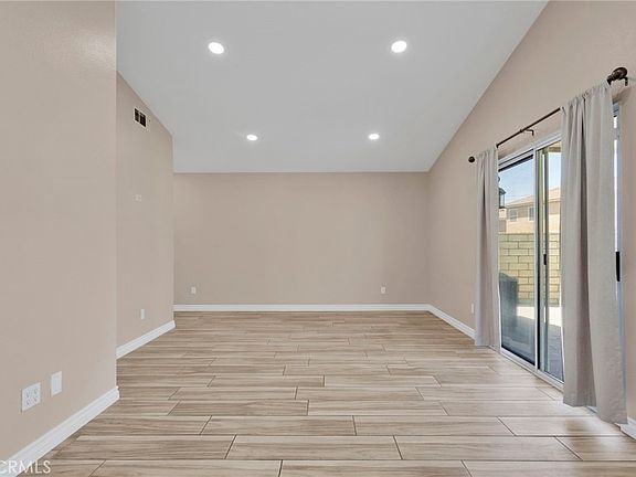 5th image of 14598 Hidden Canyon Ln