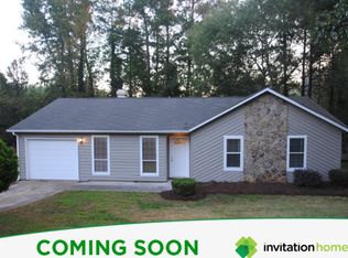 705 Old Manor Rd, Lilburn, GA 30047