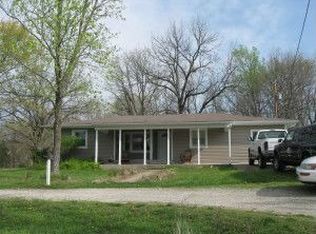2541 W Dripping Springs Rd, Columbia, MO 65202