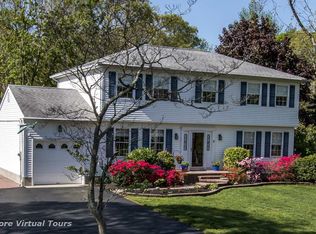8 Island View Ter, Ocean View, NJ 08230