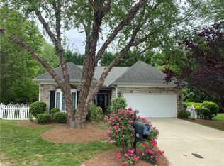 113 Shoals Ct, Jamestown, NC 27282