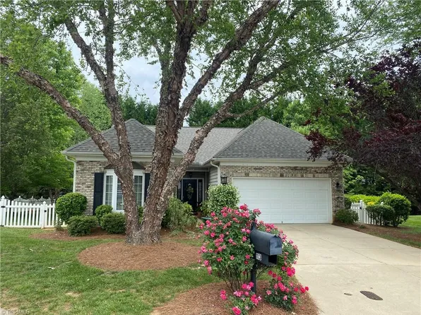 113 Shoals Ct, Jamestown, NC 27282