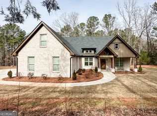 76 Brookhollow Dr, Monticello, GA 31064