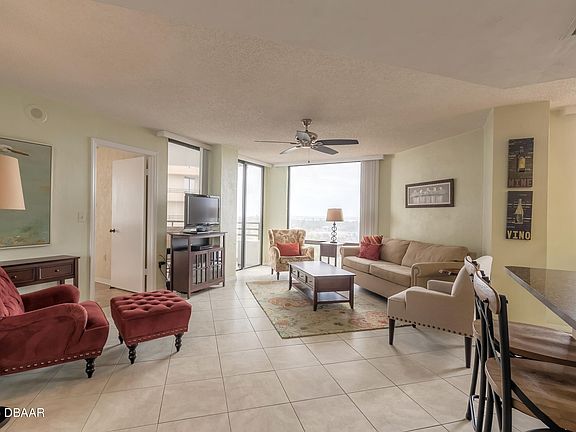 4th image of 3013 Atlantic Ave #7010