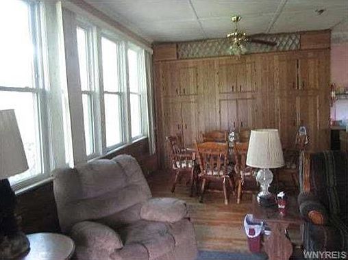 2nd image of 7898 Dewitt Rd