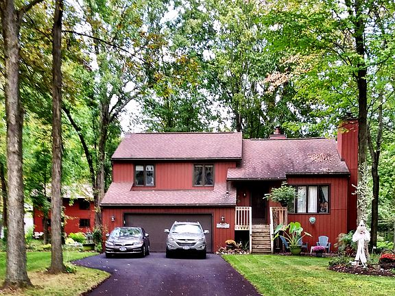 3rd image of 8797 Harlow Ln