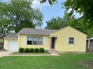 1028 E 7th Pl, Ada, OK 74820