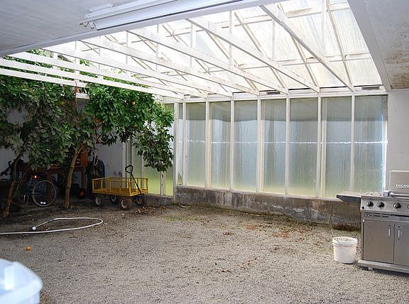 Very Large Greenhouse