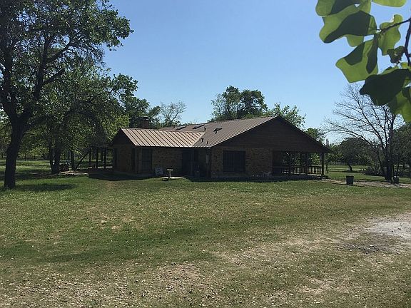 5th image of 1001 County Road 785