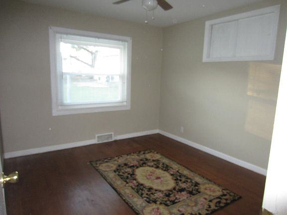 2nd image of 8101 Rockwood Dr