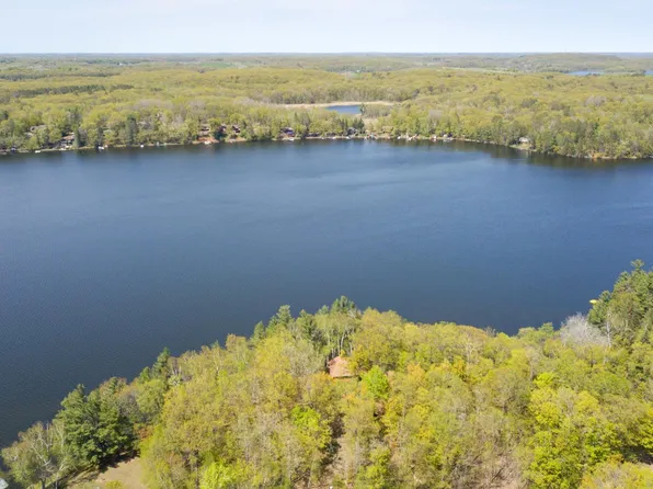 24648 Cooley Dr, Brainerd, MN 56401