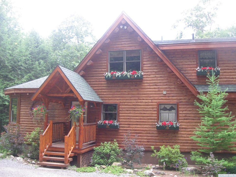 1st image of 109 Marvin Dr