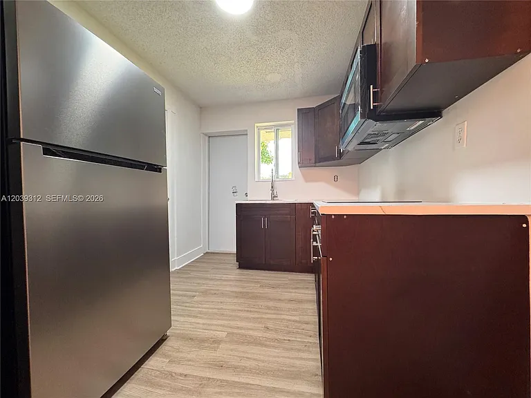 3632 SW 87th Ave #FRONT — Photo 6