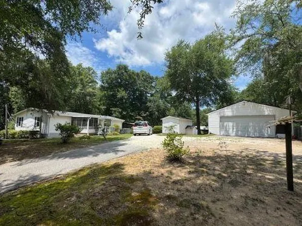 1412 Princess Trace Cir, Summerton, SC 29148