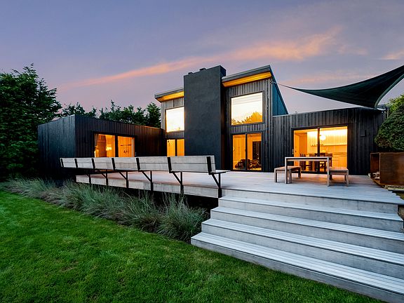 2nd image of 11 Ocean Ln