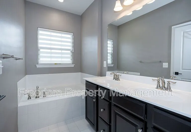 2023 Serviceberry Rd — Photo 35