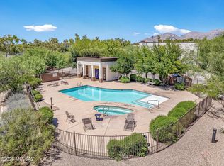 2042 E River Rd #204, Tucson, AZ 85718