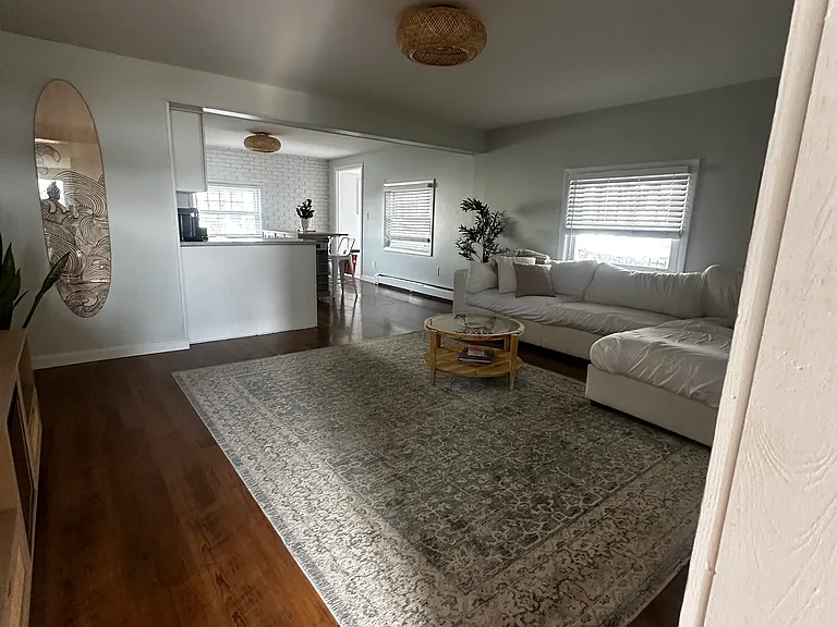 8 44th St #1 — Photo 7