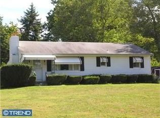 136 Midway Dr, Phoenixville, PA 19460