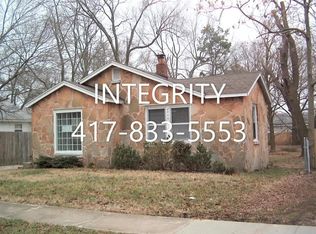 2406 W Olive St, Springfield, MO 65802