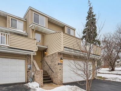 14246 Hibiscus Ct, Apple Valley, MN, 55124