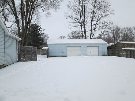2nd image of 25101 Grover St