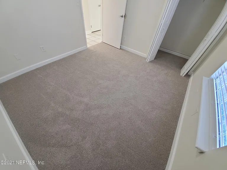 1024 Snug Harbour Ct — Photo 16