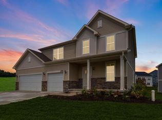 4123 Eton Cir, Windsor, WI 53598