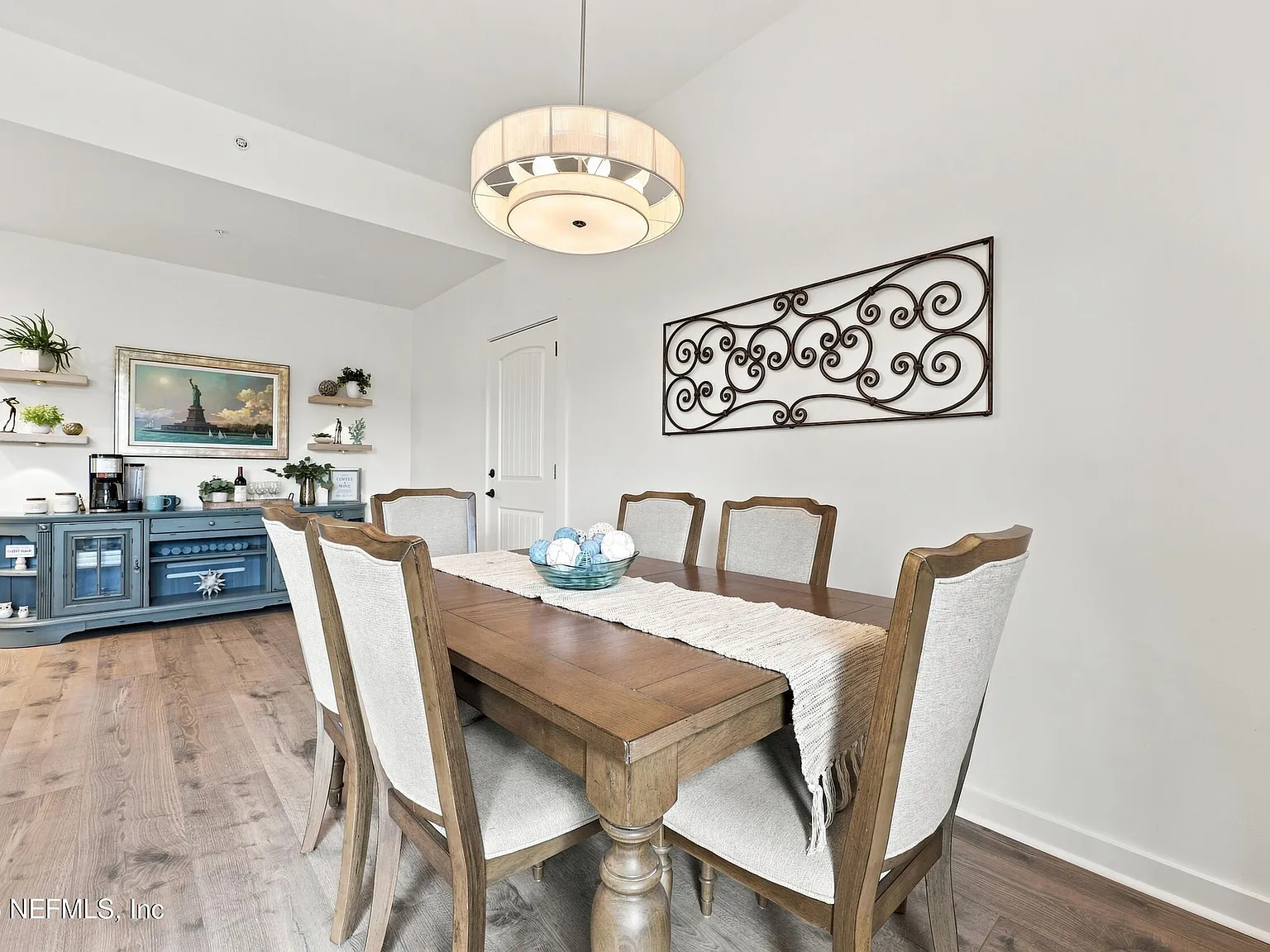 965 Registry Blvd — Photo 2