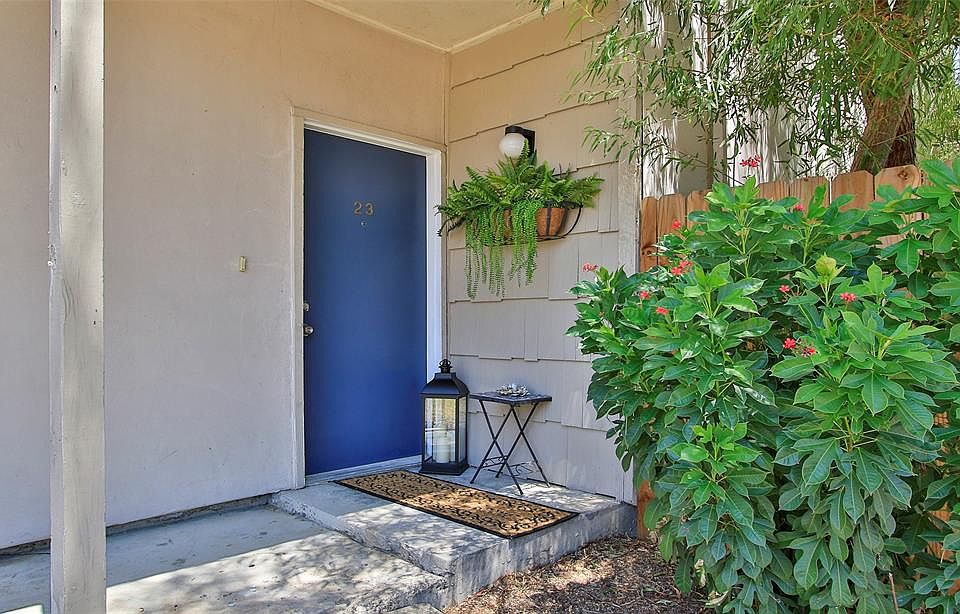 1st image of 1818 Augusta Dr APT 23