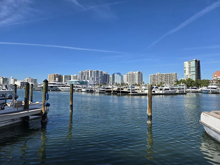 2304 Ringling Blvd #117 — Photo 46