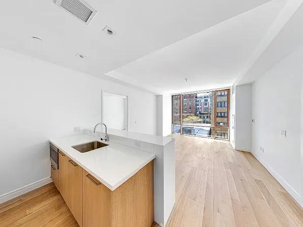 230 E 20th St APT 54, New York, NY 10003