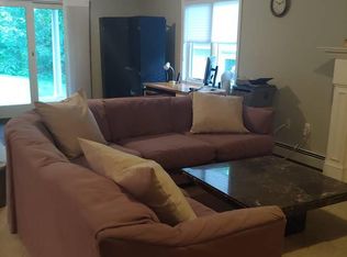 (Undisclosed Address), Hampstead, NH 03841