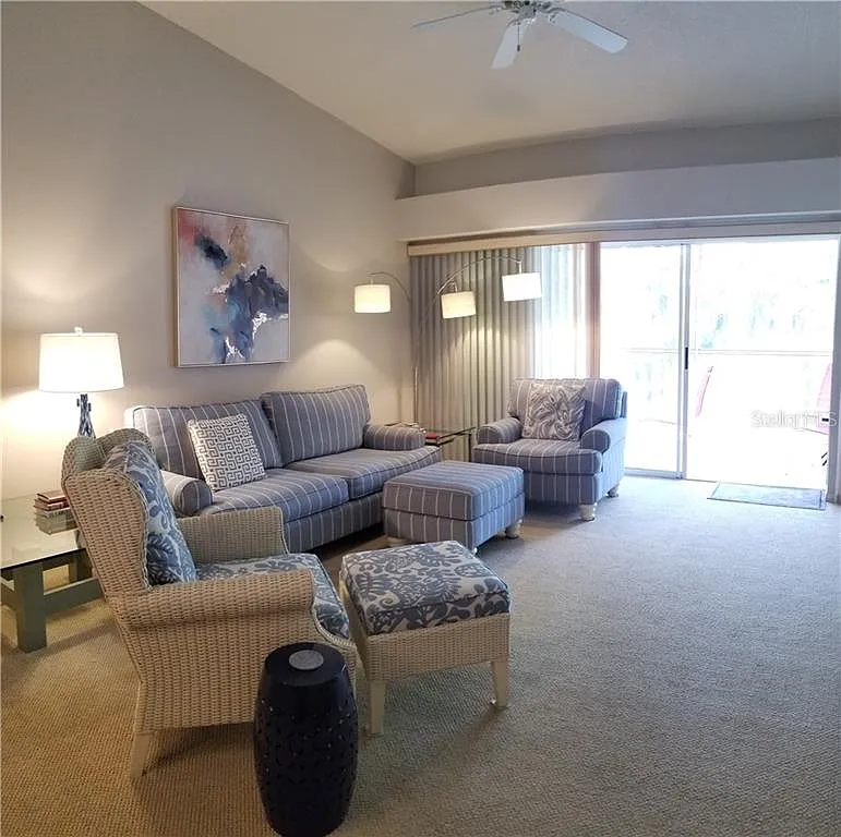 2 bed, 2.0 bath, 1333 sqft, $4,995 — Photo 4