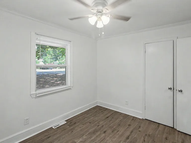 2517 Rachel St — Photo 16