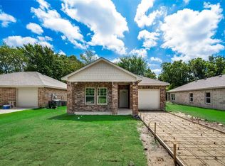 907 S Frances St, Terrell, TX 75160