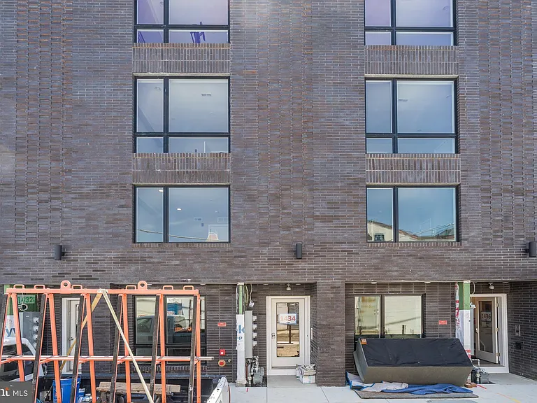 1432 Clymer St #3 — Photo 22