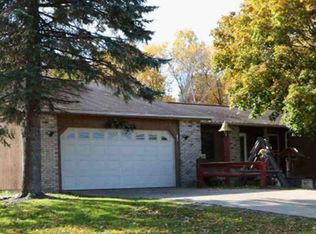 101 Weeden Rd, Caro, MI 48723