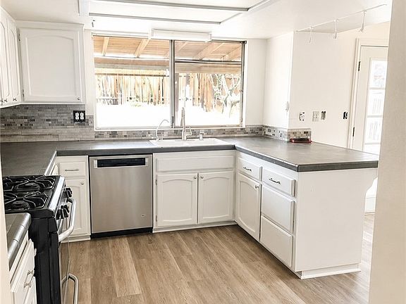 3rd image of 15016 Whitekirk Dr