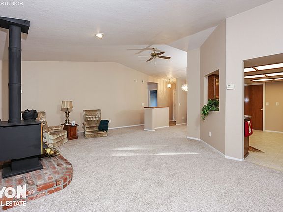 5th image of 2804 Waverly Dr