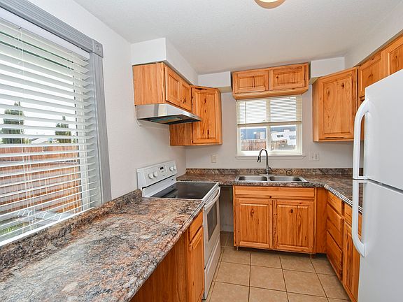 4th image of 10005 Sagewood Dr