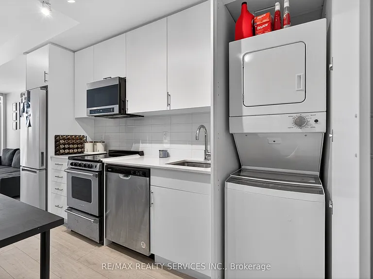 412 Silver Maple Rd #426 — Photo 43