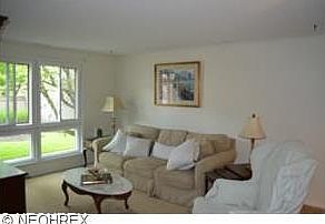 3rd image of 17570 Fairlawn Dr