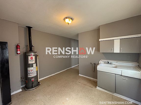5th image of 3203 Jackson Ave