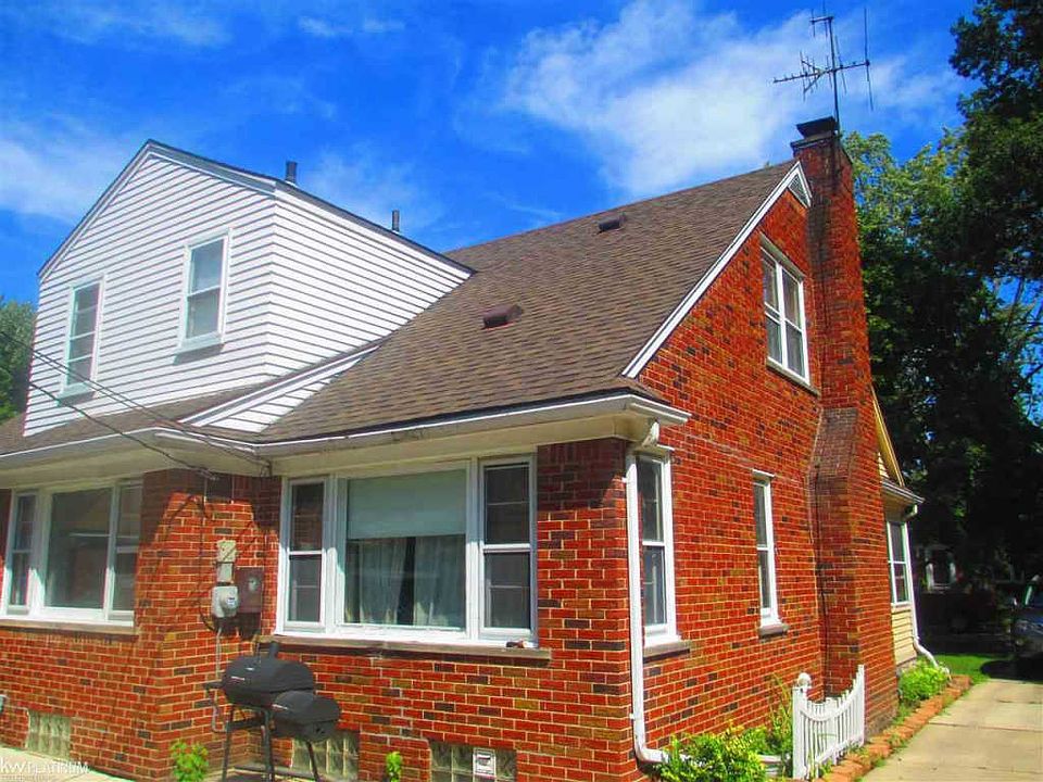 2nd image of 21456 Severn Rd