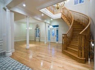 602 E Walnut Brook Dr, Salt Lake City, UT 84107