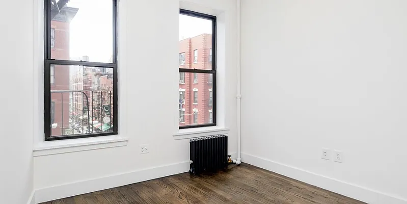 Rented by Compass | media 2