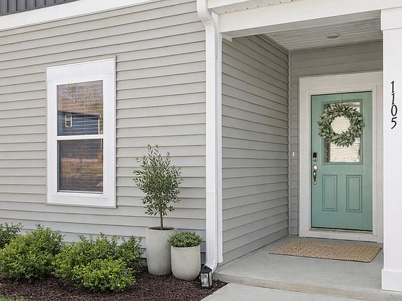 3rd image of 1105 Umstead Grove Way