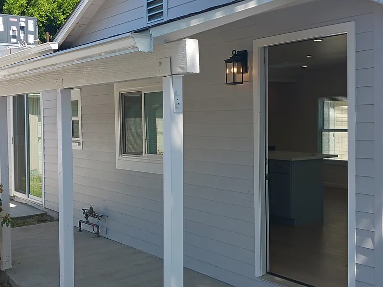 6721 Tyrone Ave #C — Photo 1